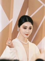 mua-vong-ngoc-trai-thu-choi-ngoc-thuong-luu-thuong-ngoc-11-1780547532183470458788-178067358360...jpg