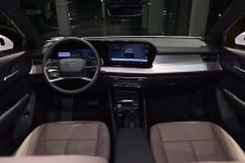 q3suvinterior17-1781843499138-17818434993682123026751.jpg
